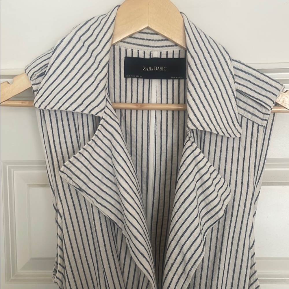 Zara Striped knee-length Vest in Navy and White